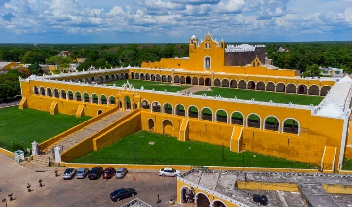 Ciudad colonial de Izamal en Yucatán