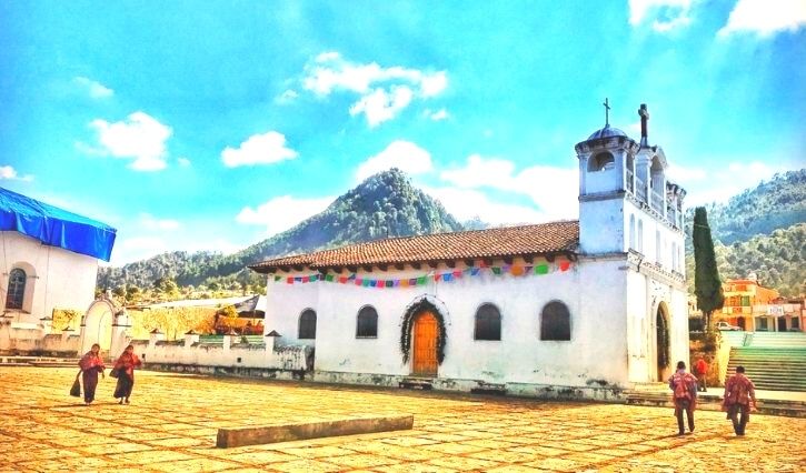 Vista panorámica de las iglesia de Zinacantán