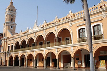 Vista panorámica del Palacio Municipal de Veracruz