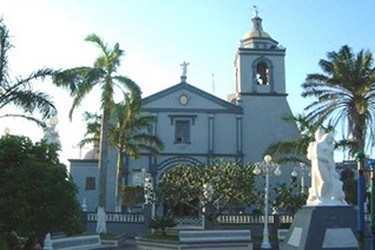 Parroquia del Rosario en Alvarado