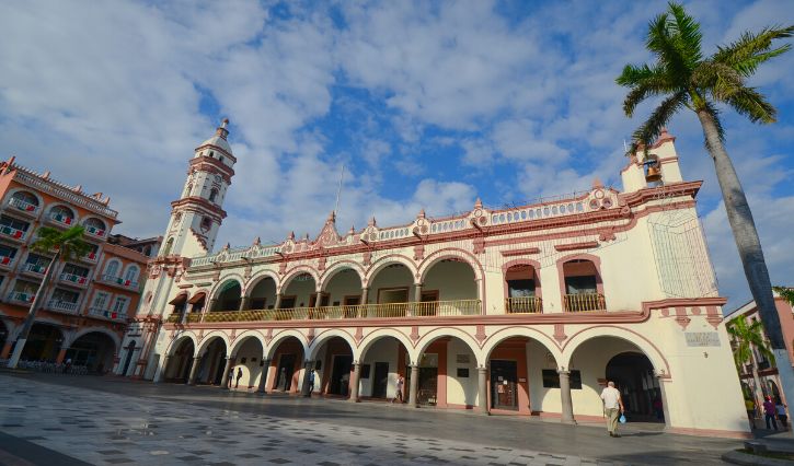 Vista panorámica del Palacio Municipal de Veracruz