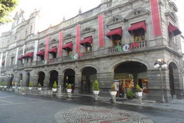 Vista del palacio municipal de Puebla