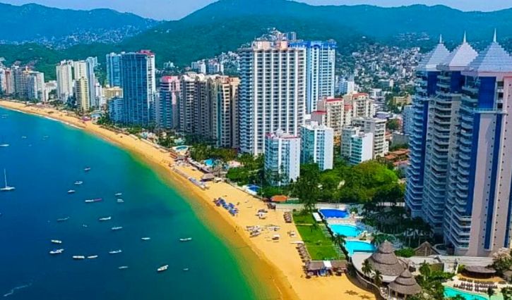 Vista general de Acapulco dorado
