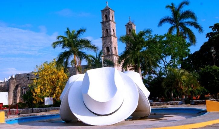 Pueblo de Becal en Campeche