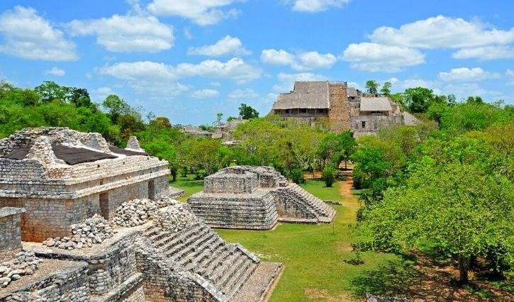 Vista panorámica de Ek Balam en Yucatán