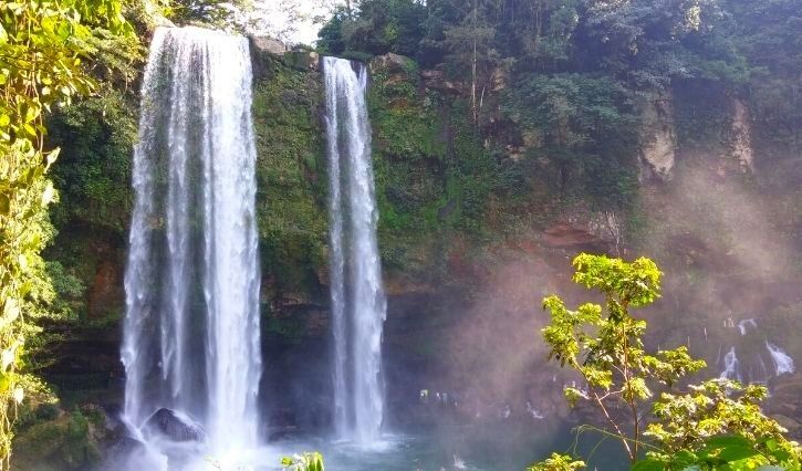 Vista da cachoeira Misol Ha