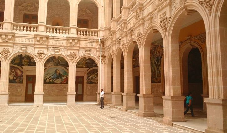 Vista interior del palacio de gobierno de Chihuahua