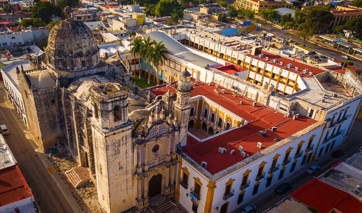 Vista aérea del templo de San José en Campeche