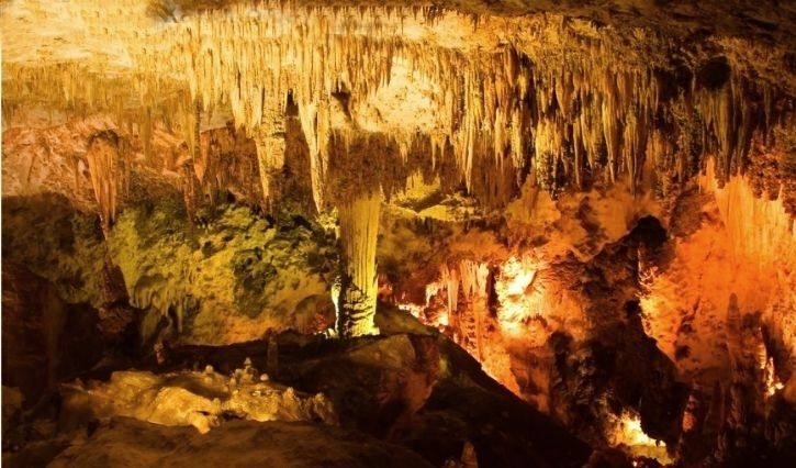 Formaciones rocosas en las grutas de Rancho Nuevo
