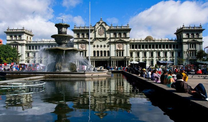 Vista panorámica del palacio en ciudad de Guatemala