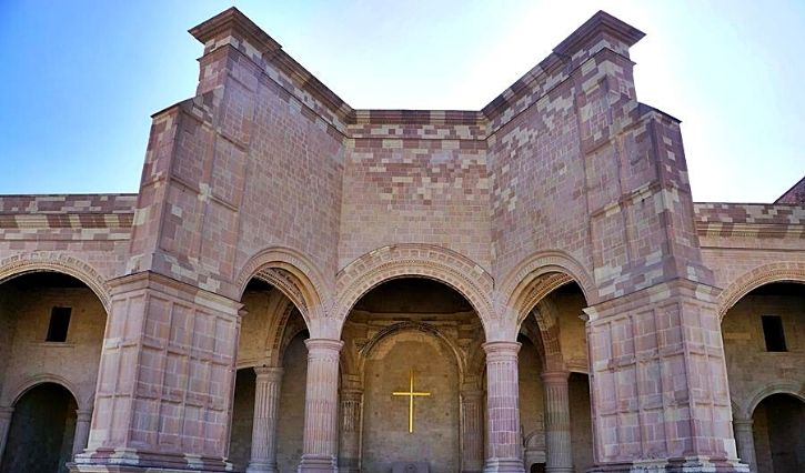 Vista principal del conventode Teposcolula