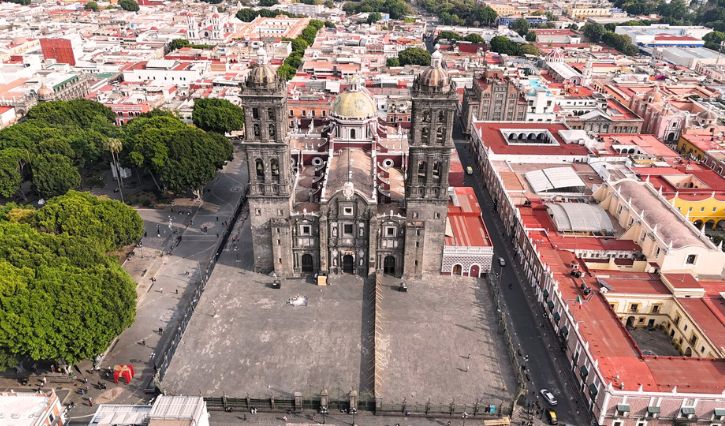 Vista Panorámica de la Catedral de Puebla