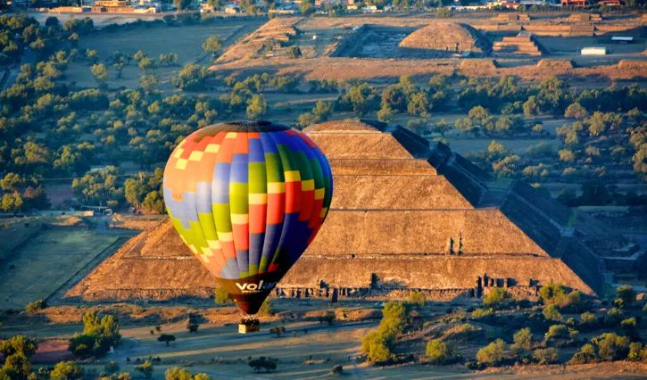 Globo aerostático en Teotihuacán